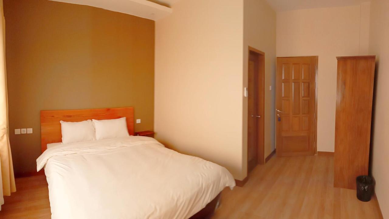Bluefire Homestay Syariah 外南梦 外观 照片